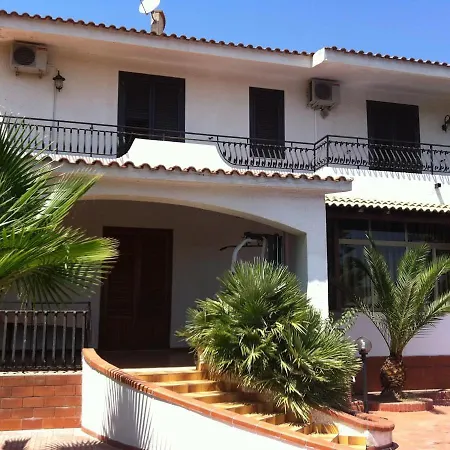 Villa Aladdin Villa *